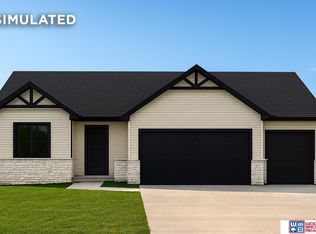 3627 Wilderness Hills Blvd, Lincoln, NE 68516