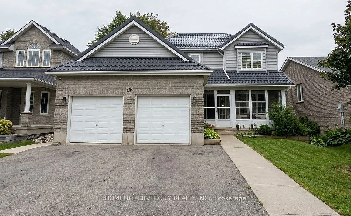 4 bed, $3,000 — Photo 1