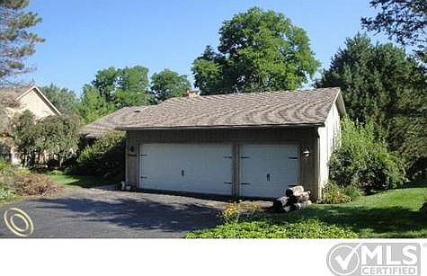 3-Car Garage #1.jpg