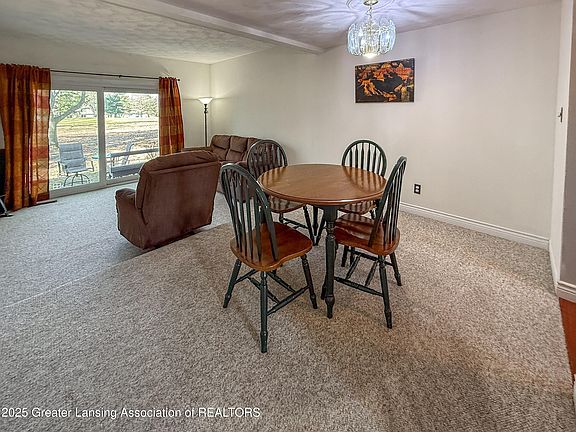 4th image of 2061 Lac Du Mont Dr