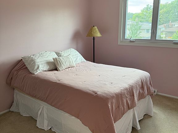 5th image of 2200 Coventry Dr