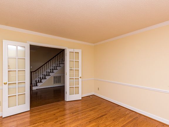 3rd image of 4102 Berini Dr