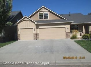 1032 W Great Basin Dr, Meridian, ID 83646