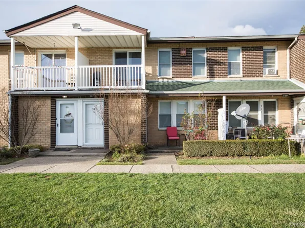 312 Artist Lake Drive, Middle Island, NY 11953