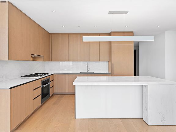 3rd image of 15 Hudson Yards #75A