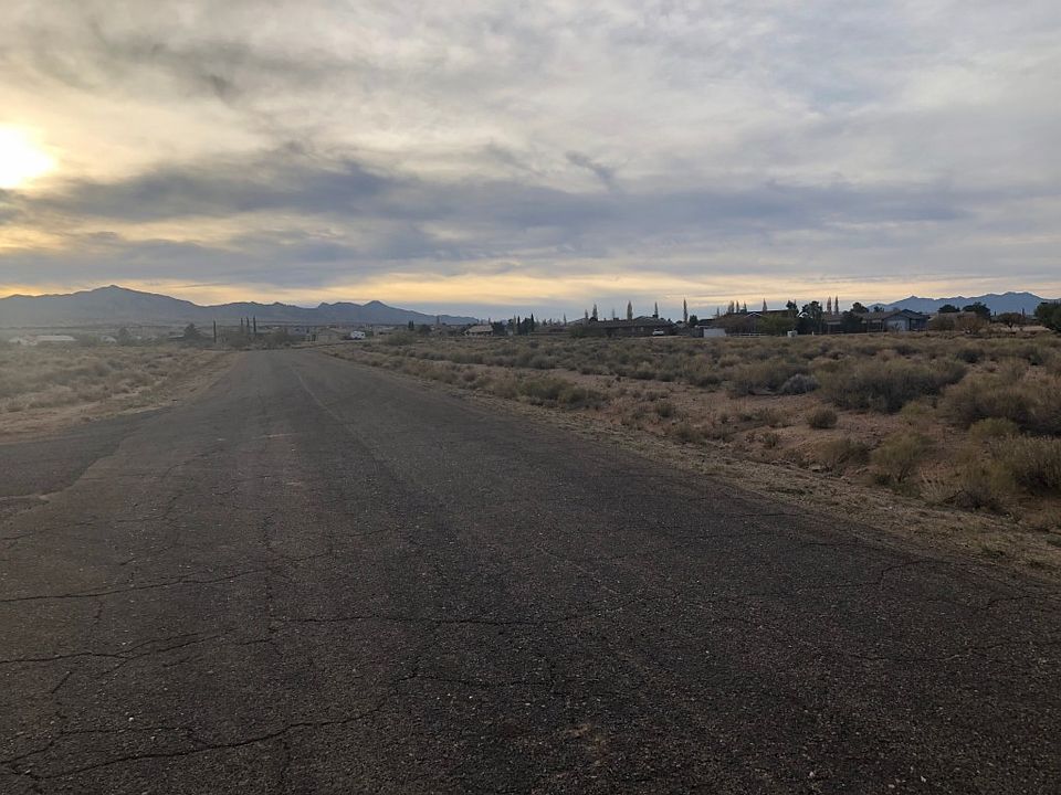 2nd image of 7334 E Blackjack Dr