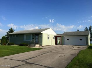 730 E Fletcher Ave, Warren, MN 56762