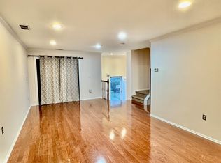410 Great Beds Ct, Perth Amboy, NJ 08861