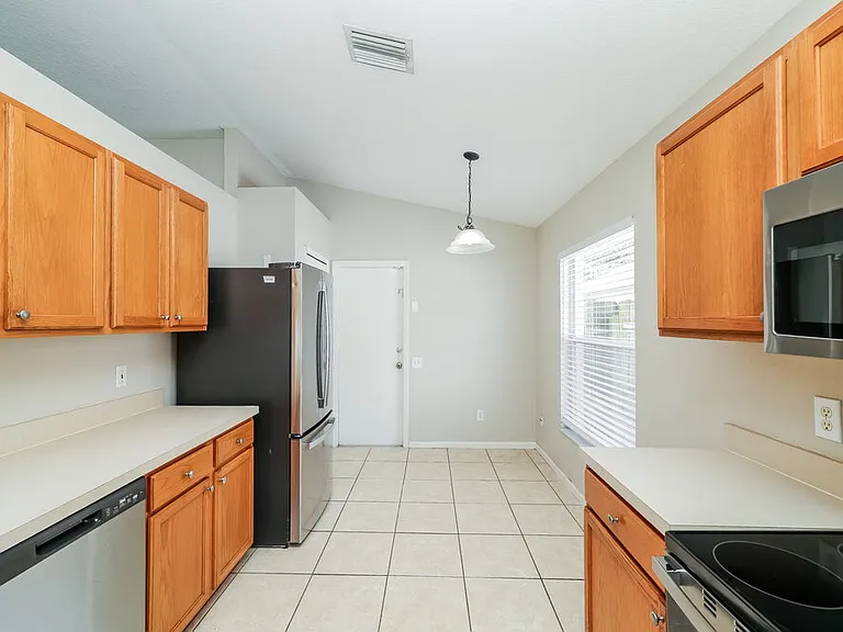 10422 Hunters Haven Blvd — Photo 7