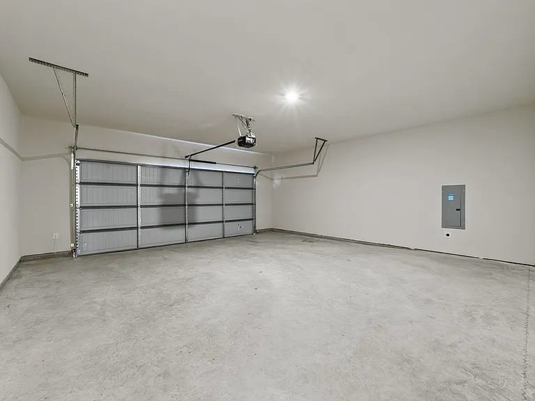 C1-Marfa-Garage C1-Marfa-Garage