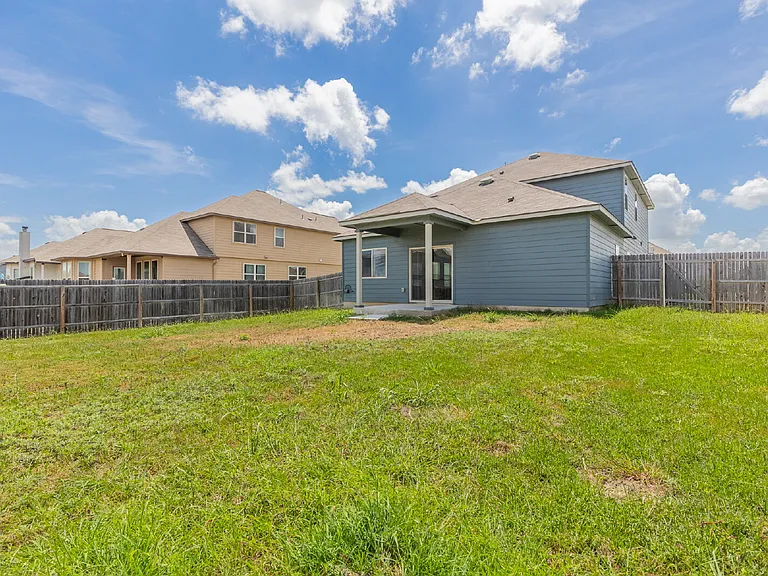 746 Farmers Dell — Photo 40