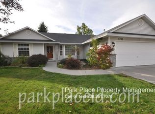 5233 N Liverpool Ave, Boise, ID 83714