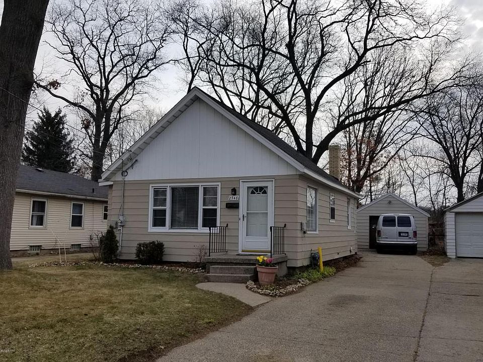 1st image of 2748 Brooklyn Ave SE