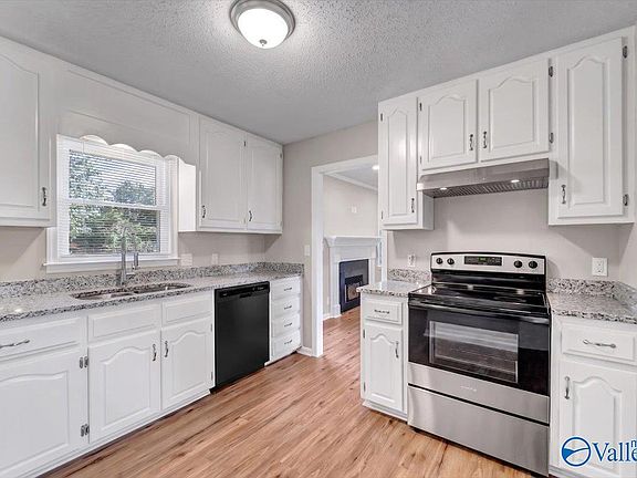 4th image of 27001 Capshaw Rd