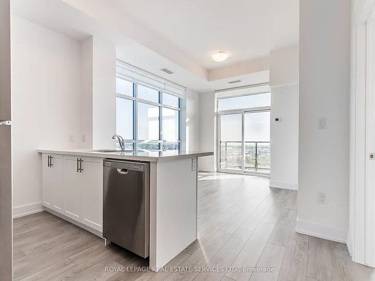 470 Dundas St E #1211 — Photo 12