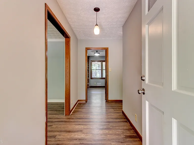 130 Aspen Way — Photo 8
