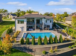 760 Century Cir, Waukee, IA 50263