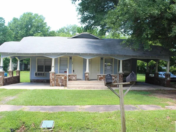 714 E Pine St, Hope, AR 71801