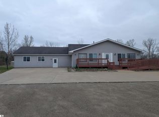 3344 E Huron Rd, Au gres, MI 48703