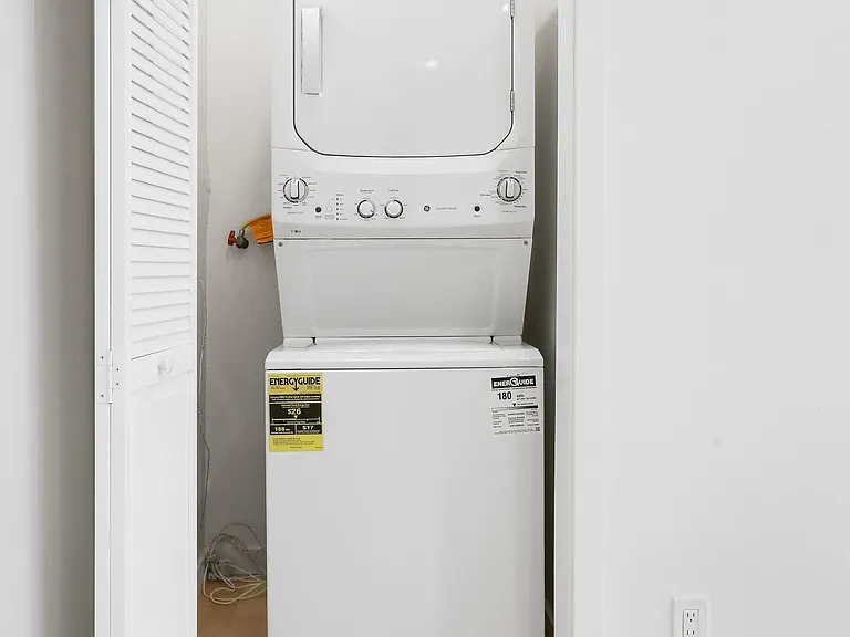 451 Normandie Pl #3 — Photo 7