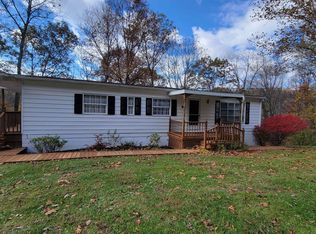 413 W Main St, Mannington, WV 26582