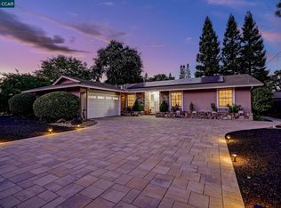 323 Laurel Dr, Danville, CA 94526