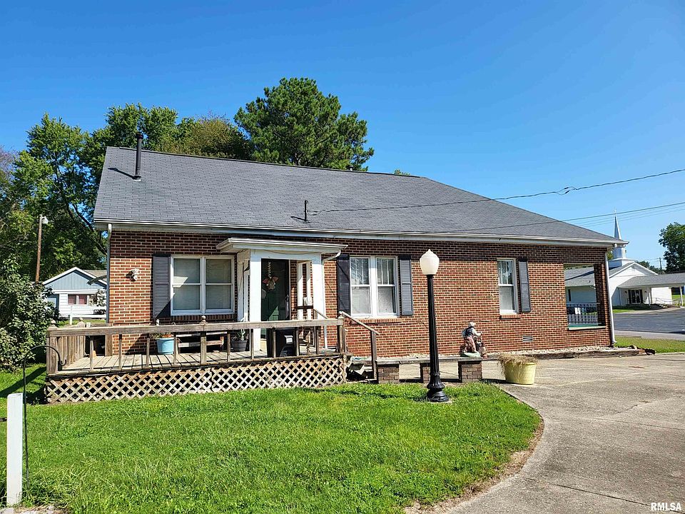 2305 Upchurch St, Eldorado, IL 62930 Zillow