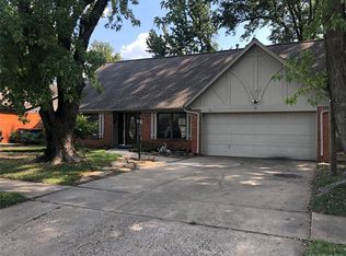 10726 E 26th St, Tulsa, OK 74129