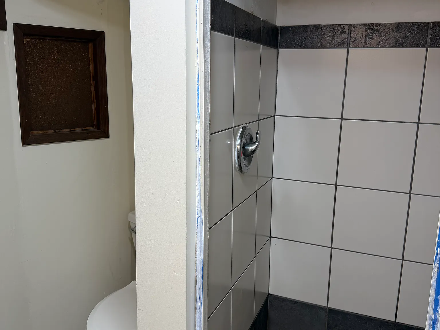 5 bed, 2085 sqft, $3,999 — Photo 4