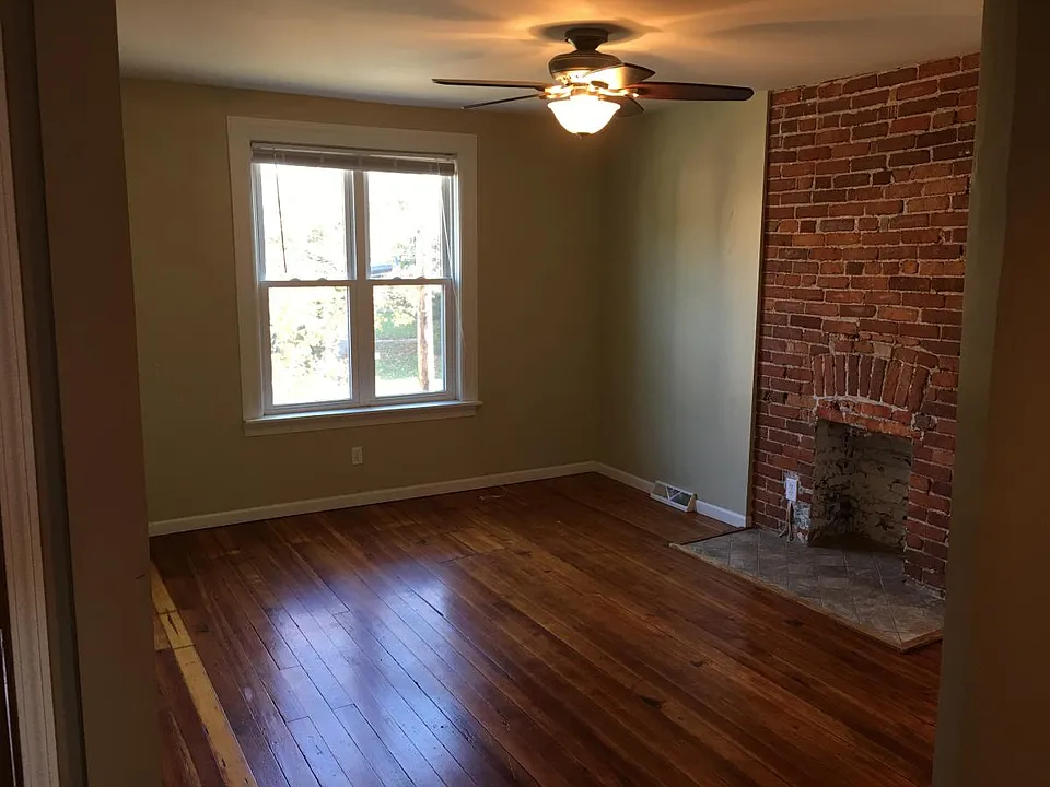 Left side living room
