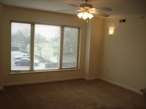 2nd image of 2132 Rowan St Unit 113