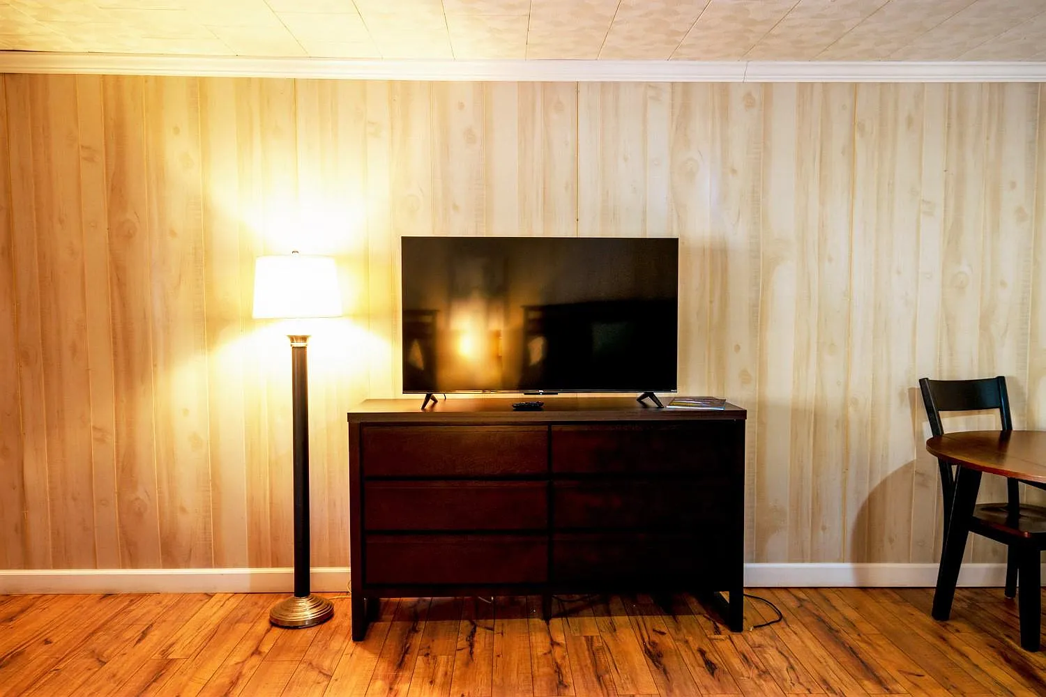 Studio, 200 sqft, $1,150 — Photo 4