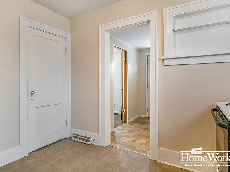 506 S 31st St — Photo 10