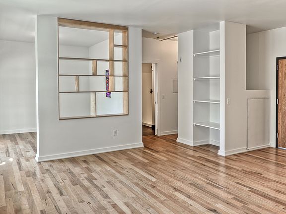 4th image of 1313 Cuming St APT 304