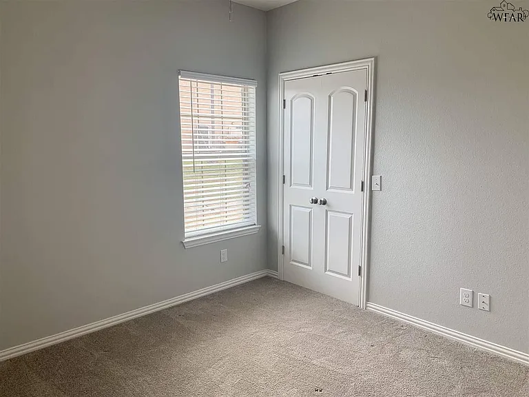 4701 Belair Blvd — Photo 8