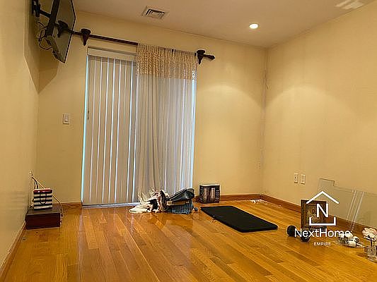 5th image of 22-14 41st St #1