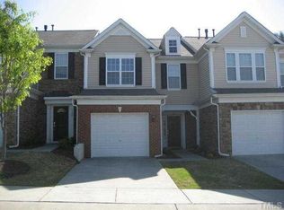 8304 Pilots View Dr, Raleigh, NC 27617