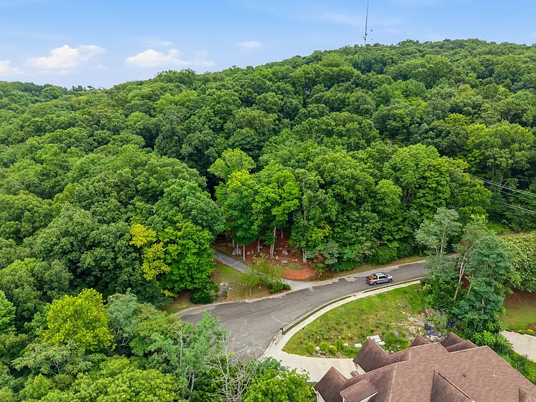 2276 Governors Bend Rd SE — Photo 4