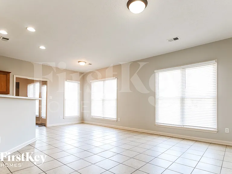 9410 Afton Grove Cv — Photo 6
