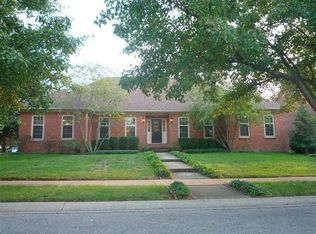 4513 Clubhouse Dr, Lexington, KY 40514