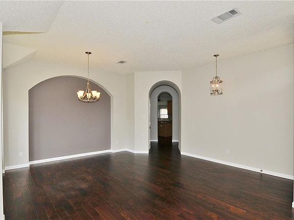 3rd image of 7921 Constitution Dr