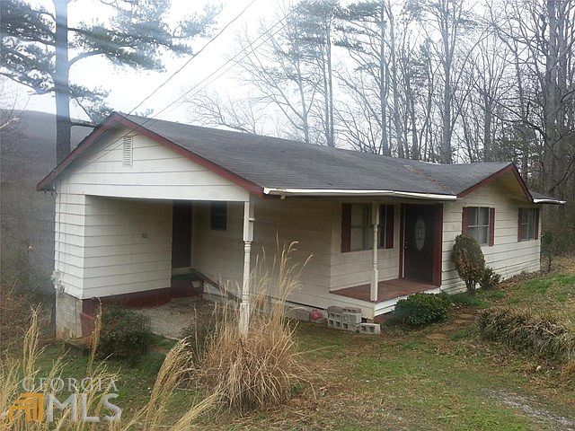 2nd image of 222 Pineway Cir