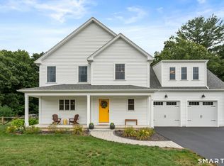 11 Harness Way, Granby, CT 06035