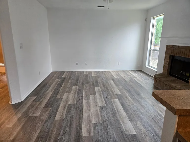 405 Point Valley — Photo 8