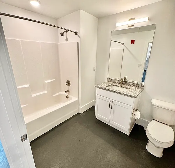 101 S Main St #1 — Photo 4