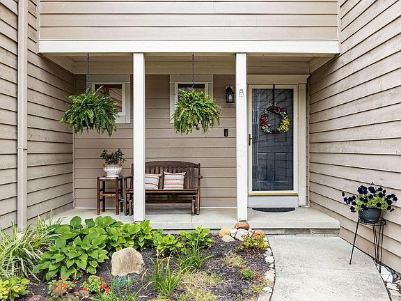 4th image of 3363 Eastwoodlands Trl