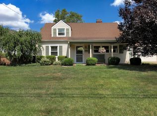 8 Taylor Rd, Matawan, NJ 07747