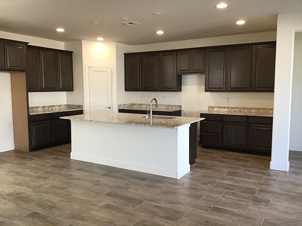 2nd image of 22470 E Stonecrest Dr