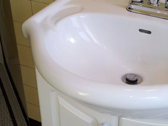 Bathroom: original tile