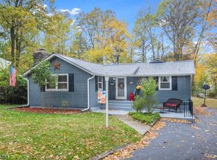 32 Sagamore Trl, Sparta, NJ 07871